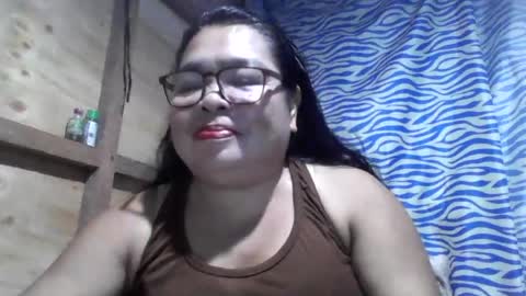 chenita_kits online show from July 4, 1:40 pm