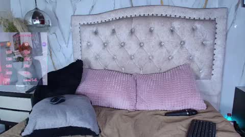 Cherry Glow  online show from April 11, 5:49 pm