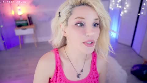 Cherry Crush  online show from June 10, 5:33 pm