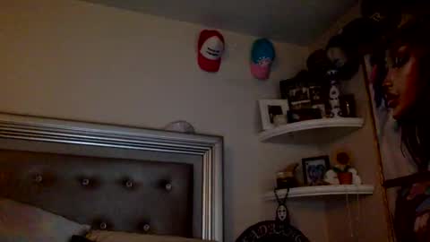 chicagobabe312 online show from May 19, 4:41 am