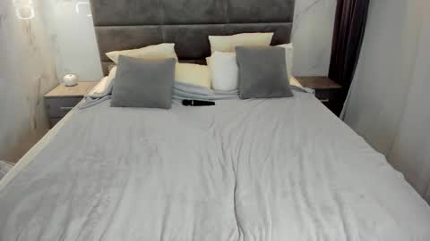 chloee white online show from February 12, 10:06 am