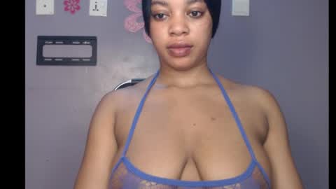 ESTHER online show from February 12, 9:52 am