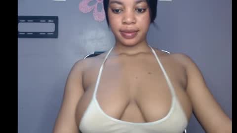 ESTHER online show from February 7, 9:05 am