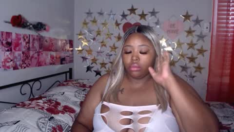 Melina online show from December 4, 9:15 pm