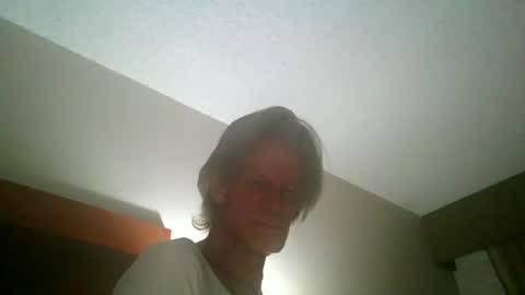 chrisssy online show from June 21, 3:43 am