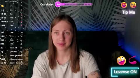 ChristyCrayme online show from May 6, 10:25 pm