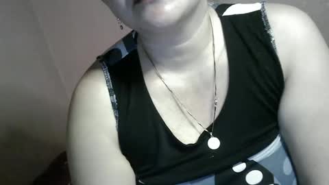 cindy_hot23 online show from January 25, 11:00 pm