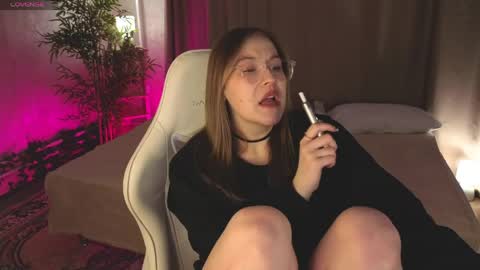 Collen Mon Tue Wed Thu Fri GMT 3 0300am - 0900am  online show from April 2, 5:54 pm