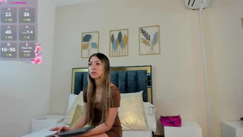 valentina online show from April 29, 12:08 pm