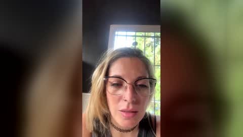 collinsjuliet177 online show from April 20, 5:38 pm