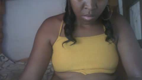 couleur_vanille online show from January 16, 6:46 am