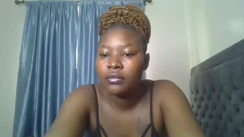 creamy_pie1 online show from March 4, 8:43 am