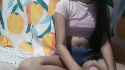 creamyhot_pussy online show from January 17, 4:47 pm