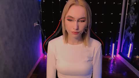 crybambi online show from February 14, 8:27 am