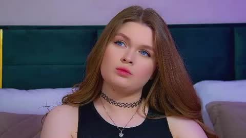 Crystal online show from June 23, 6:39 pm