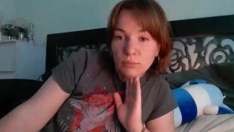 crystalvelvet online show from May 22, 6:22 am