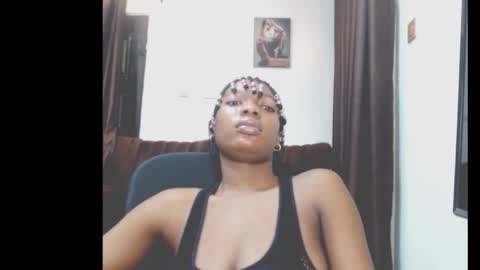 cumebony_petit online show from March 10, 7:45 am