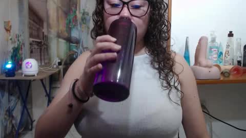 Vannesa online show from March 11, 8:55 pm