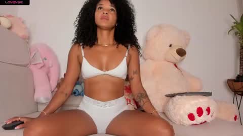 Curly  -  OF- CURLY SWEETT online show from July 10, 1:11 pm
