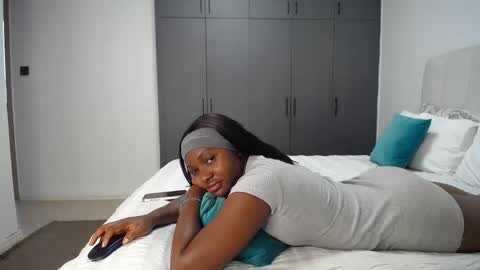 Liya online show from March 15, 6:04 am