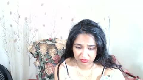 cute_indian_4u online show from August 6, 10:22 am