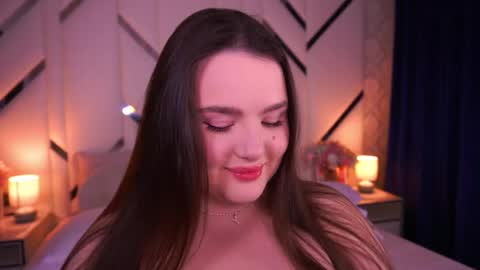 Amber online show from April 10, 11:33 pm