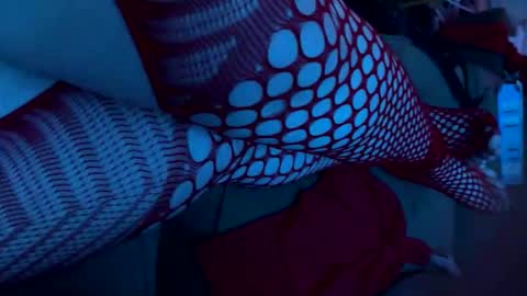 cutebananas online show from May 21, 4:21 am