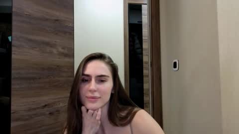 Kim online show from March 20, 4:01 pm