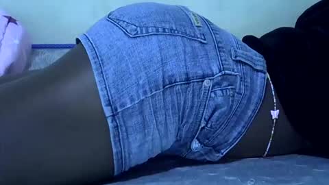 cutiehanish4 online show from June 1, 7:37 pm