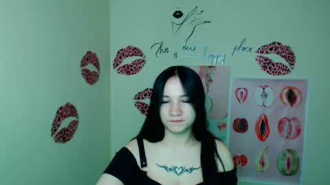 Emma online show from March 29, 12:15 pm