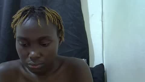 cuttey_slim22 online show from April 4, 6:07 pm