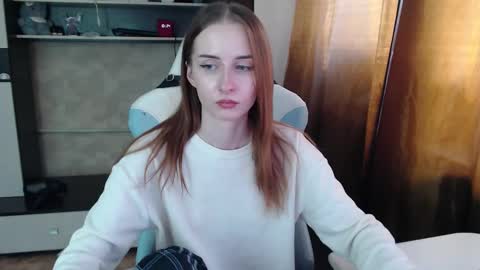 Cutti Crystal online show from March 4, 3:24 am