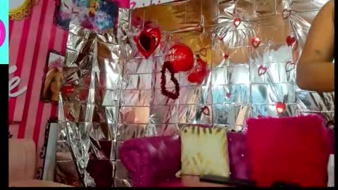 Thalya online show from February 6, 4:21 pm