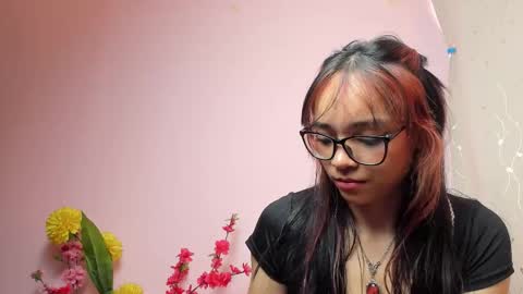 dafnemel online show from March 11, 8:22 pm