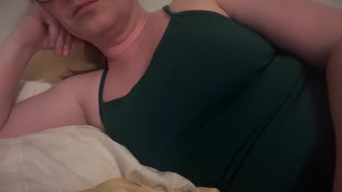 Mx Mommy Moo online show from February 21, 2:28 am