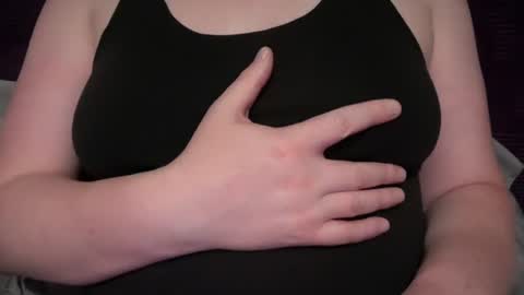 Mx Mommy Moo online show from June 30, 5:18 am