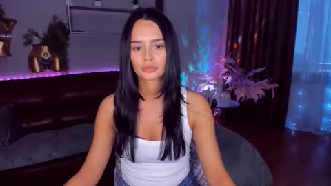 DanaMiers online show from April 17, 4:58 am