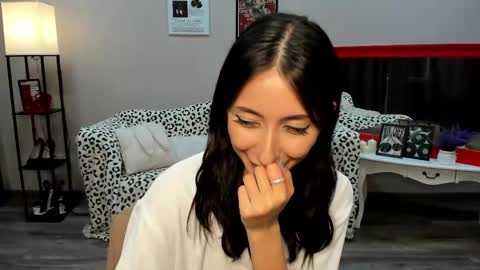 DanaRoges online show from June 5, 7:03 am