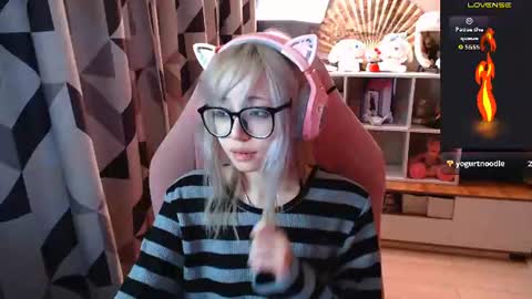 danyelleeyermann online show from June 22, 12:57 pm