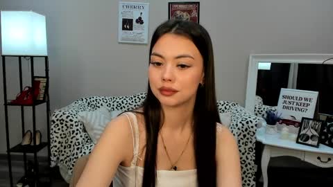 DarcyMacy online show from May 8, 7:27 pm
