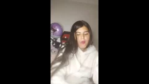 Moony online show from April 29, 4:48 am