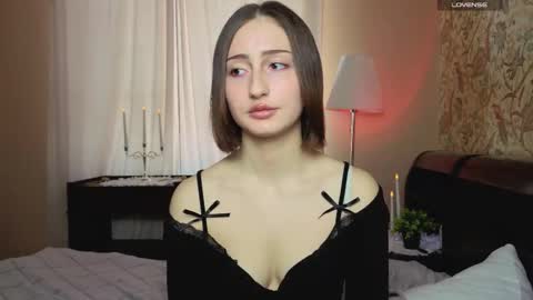 Emily online show from March 25, 9:34 am