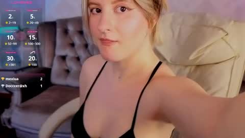 daryana_gray online show from April 7, 6:59 am