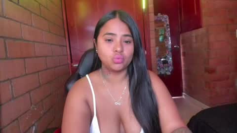 PAULA wh online show from August 4, 1:06 pm