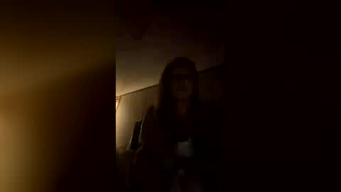 demackenzie2 online show from August 3, 3:43 am