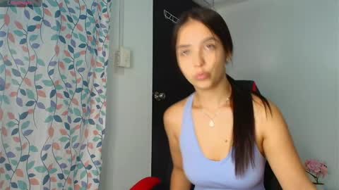 derly_cuervo703031 online show from May 23, 7:45 pm