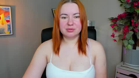 LAYLA online show from March 10, 7:45 am