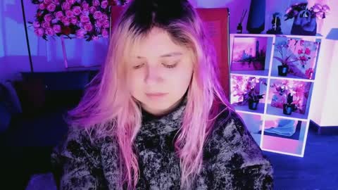 Dia online show from March 30, 8:30 pm