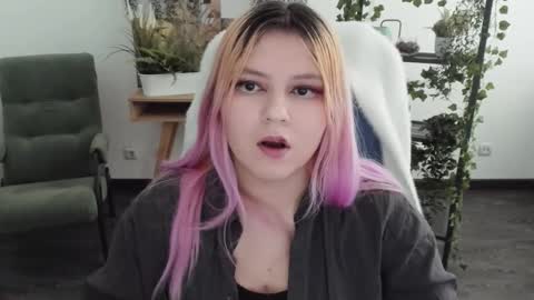 Dia online show from March 7, 12:34 pm