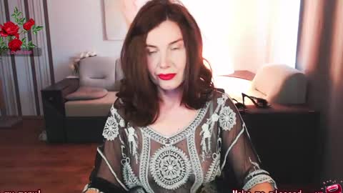 Diana DeLua online show from June 7, 9:38 am